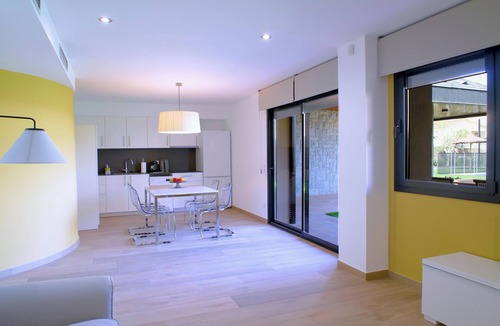 Breda Cottage | Casa de Vacaciones con pádel en Montseny by Can Forcadell