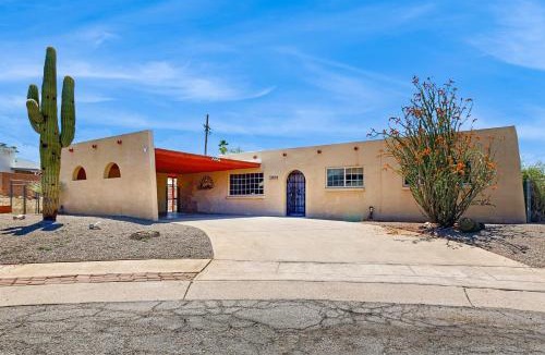 Tucson House | Casa del 24