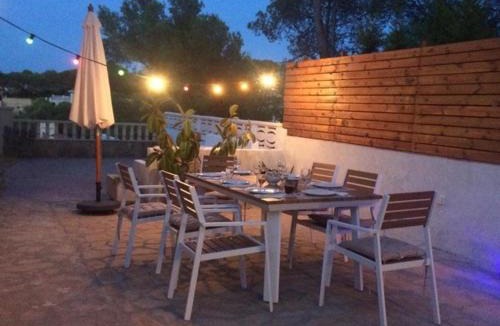 Sant Pere de Ribes House | CASA DEL BOSQUE CON PISCINA EN SITGES