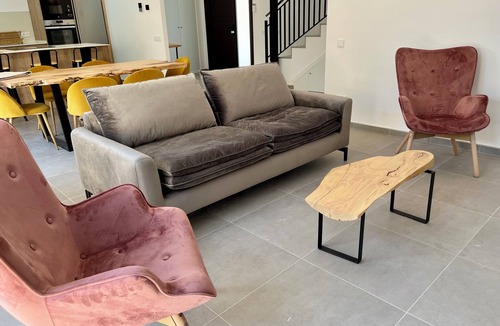 Ardenya House | Casa del Camí, Rural House 14 min away from the Beach, Calma i Pedra group