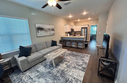 Tallahassee House | Casa del Carmel- brand new construction!