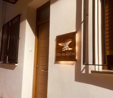 Chulilla House | Casa del Herrero
