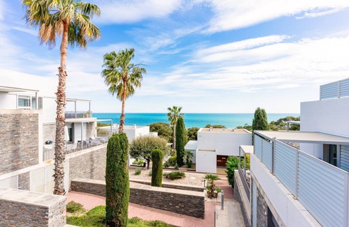 Sant Pere de Ribes Apartment | Casa Del Mar - Three Bedroom Apartment, Sleeps 6