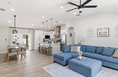 Palmetto House | Casa Del Mar - 4Bed3BR W/Pool & Firepit