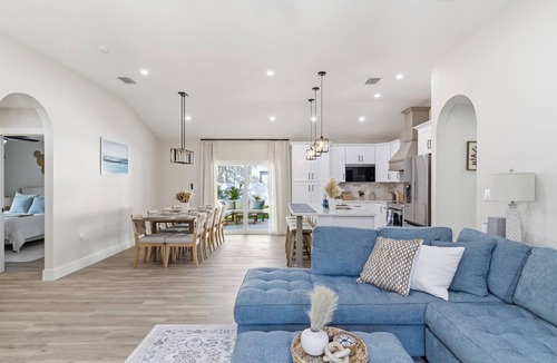 Palmetto House | Casa Del Mar - 4Bed3BR W/Pool & Firepit