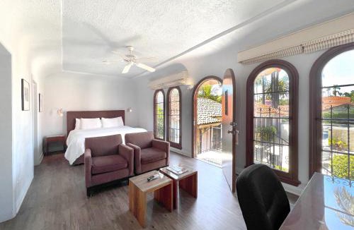 West Beach Hotel | Casa Del Mar Inn