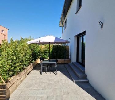 Sainte-Marie-la-Mer Apartment | Casa Del Mar Parking Jardin Plage
