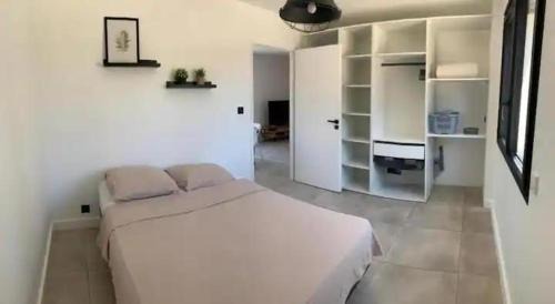 Sainte-Marie-la-Mer Apartment | Casa Del Mar Parking Jardin Plage
