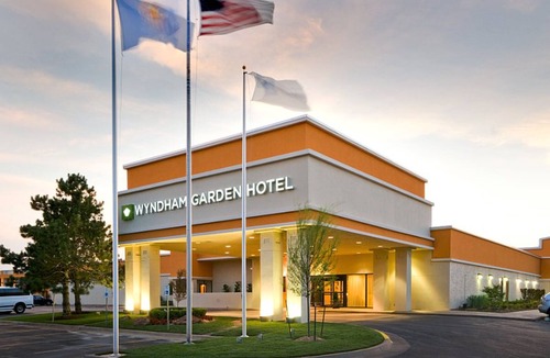 Wheatland Apartment | Casa delsol Suites by OKC Airport. Arcade, Largest Indoor pool, Banquet Hotel