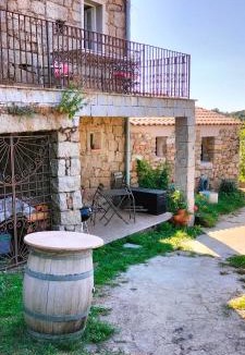 Petreto-Bicchisano Apartment | Casa Di Minnana