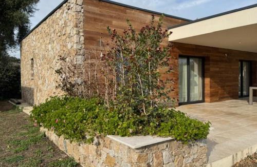 Aleria Villa | casa di santa