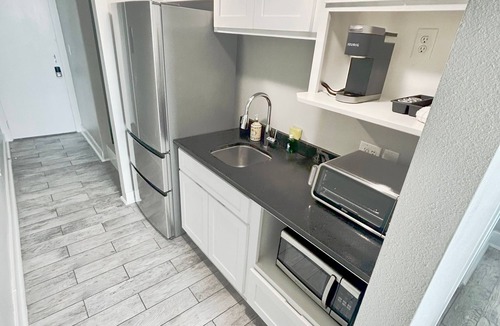 Port Bolivar Condo | Casa Dora - Pool, Games, & Beachfront Fun!