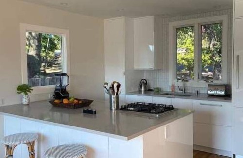 Fetters Hot Springs-Agua Caliente House | Casa Due Sorelle, Modern Getaway with a View