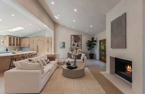 Trousdale Estates House | Casa Eleanora by Oraklus