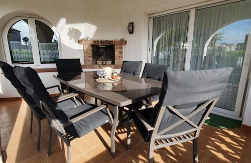 Sant Pere Pescador House | Casa en Costa Brava: Barbacoa, Wifi, Gran Jardín, Cerca Playa, Parking - ES-89-116