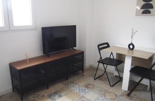 L'Ampolla House | Casa en l'Ampolla, patio y bbq, cerca de la playa, Pet Friendly