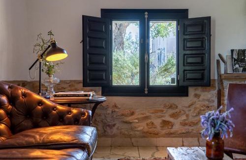 Costa Dorada Villa | Casa en olivera a 3 km de la costa