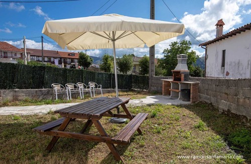 Abionzo House | CASA RURAL EL CARTERO