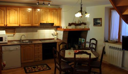 Garos House | Casa Es De Bernat 2