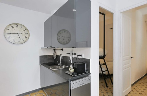 Collblanc y La Torrassa Apartment | Casa Nanit Apt C near Camp Nou