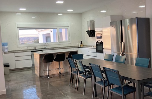 La Puebla de los Infantes Cottage | CASA RURAL EL CANTO, ideal for families and groups