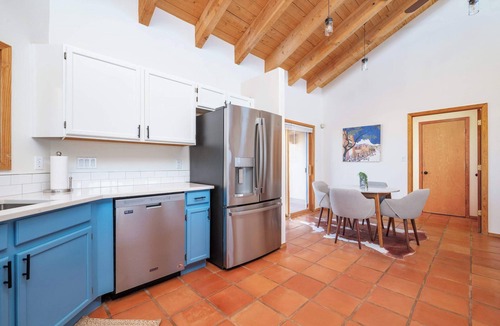 Eldorado at Santa Fe House | Casa Escondido- Quiet | Decks | 3BR | El Dorado