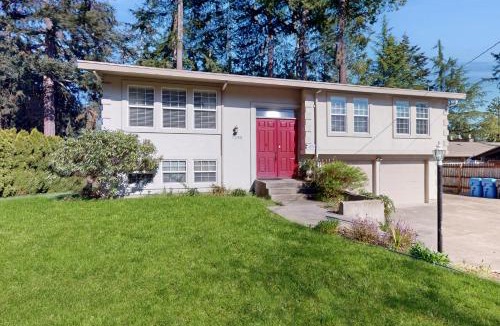 Lakewood House | Casa Esmeralda