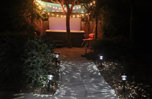 Salinas House | Casa Esperanza. Peaceful Get Away W/Hot tub.