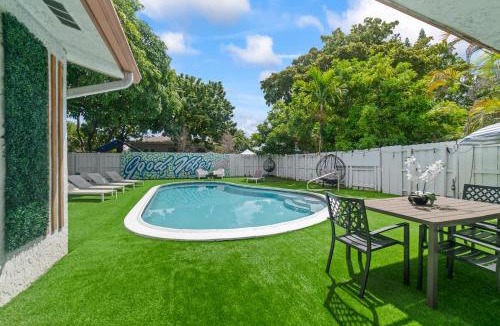 Hallandale Beach House | Casa Eva Turfed Pool 5Br 10 Mins Beach