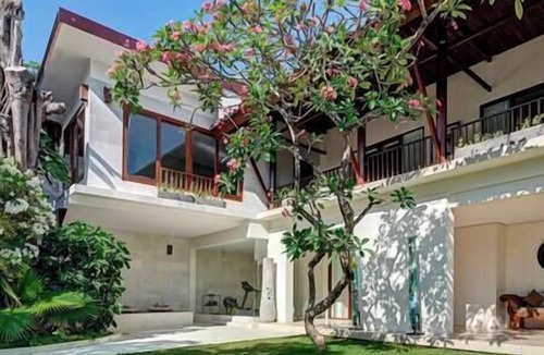 Laksmana Villa | Casa Evaliza | Serene 5BR Villa Seminyak