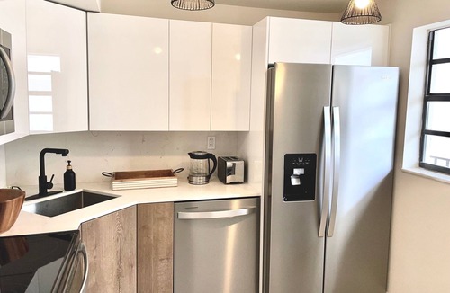 South Beach Apartment | Casa Fifi Drift