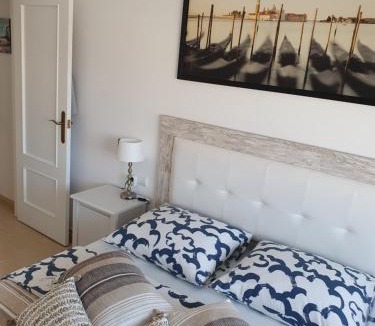 Los Montesinos Apartment | Casa Girasol