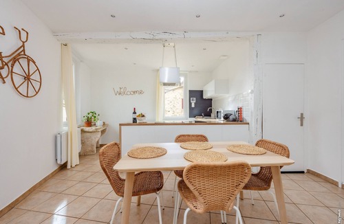 Castelnau-de-Montmiral House | Casa Glèsia