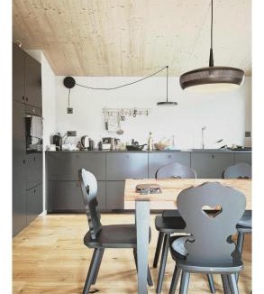 Sedrun Apartment | Casa Glisch im Zentrum von Sedrun, mit Sauna