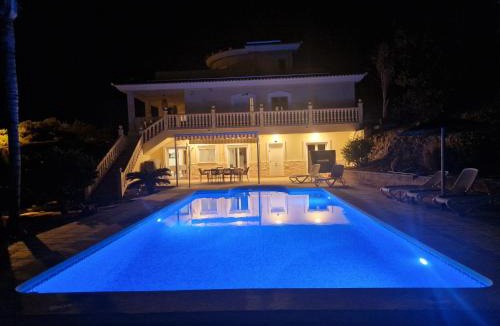Mutxamel House | Casa Gran Mirador - Ruime vakantie villa met groot privé zwembad 8-14 pers