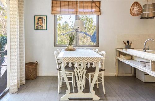 Canyelles House | Casa Granada at Masia Nur Sitges, with private pool and adults only