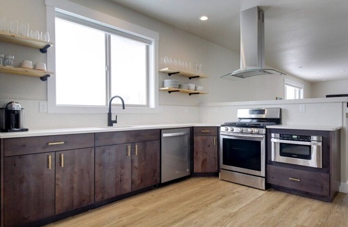 Walla Walla House | Casa Grosgrain-Gorgeous views, On-Site winery