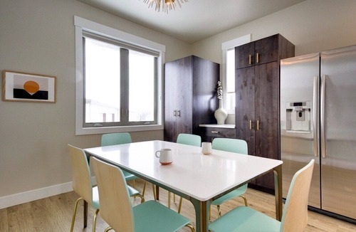 Walla Walla House | Casa Grosgrain-Gorgeous views, On-Site winery