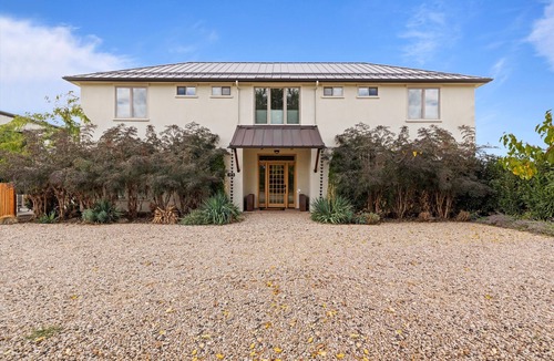 Walla Walla House | Casa Grosgrain-Gorgeous views, On-Site winery