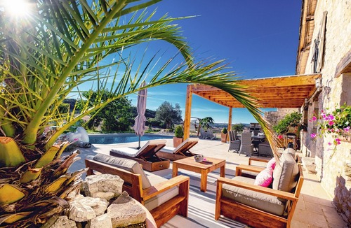 Castelnau-de-Montmiral Ski Chalet | Casa Guillarmou - Heated Pool & Spa - Splendid