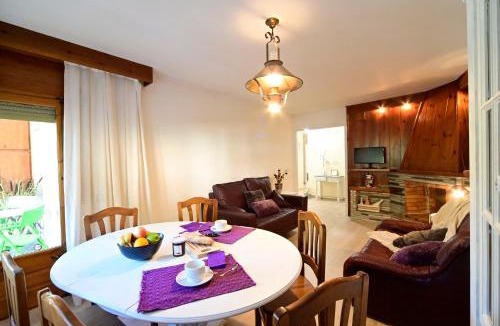 Esterri D'Aneu Apartment | Casa Guineu