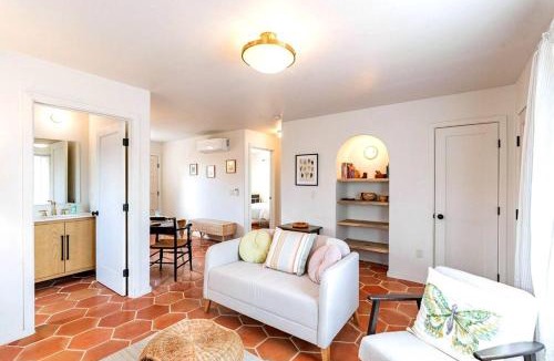 Blenman-Elm House | Casa Hermosa - Cute & Cozy 2BR 1BA Adobe w Firepit Near UA & UMC