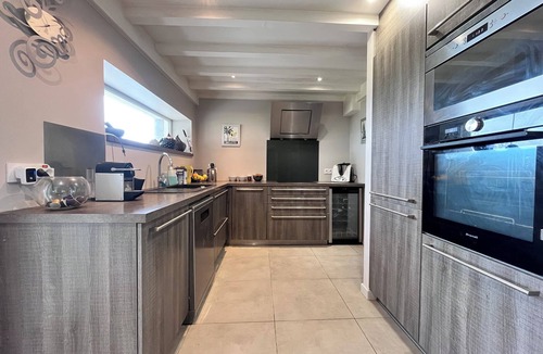 Montchenu Villa | Casa Ibor - Montchenu