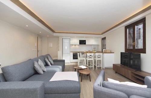 El Pueyo de Jaca Apartment | Casa Ikuspe by BeValle