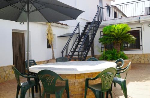 Tous House | casa imperial