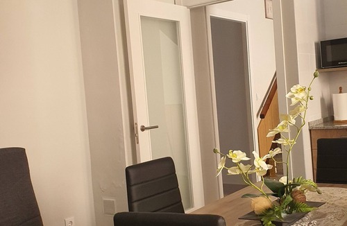 Masriudoms House | Casa Independiente Reformada Recientemente en Pueblo Tranquilo a 4km de la Playa