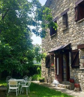 Sarratillo House | Casa Irama - Casa rural para grupos cerca de Aínsa - Pirineo Aragonés