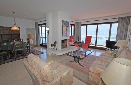 Porto Ronco Apartment | Casa Isole, 2,5-Zimmerwohnung by HolAp SA