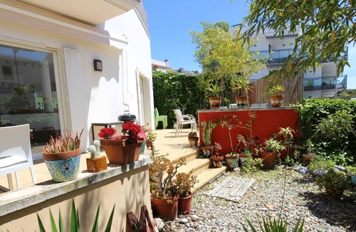 Vallpineda Ski Chalet | Casa Josefina Delightful Town House in Sitges