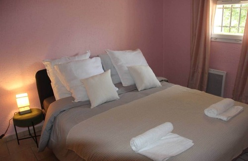 Pertuis Apartment | Casa Julia